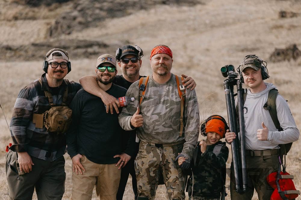 NRL Hunter competitors and family posing together after a stage